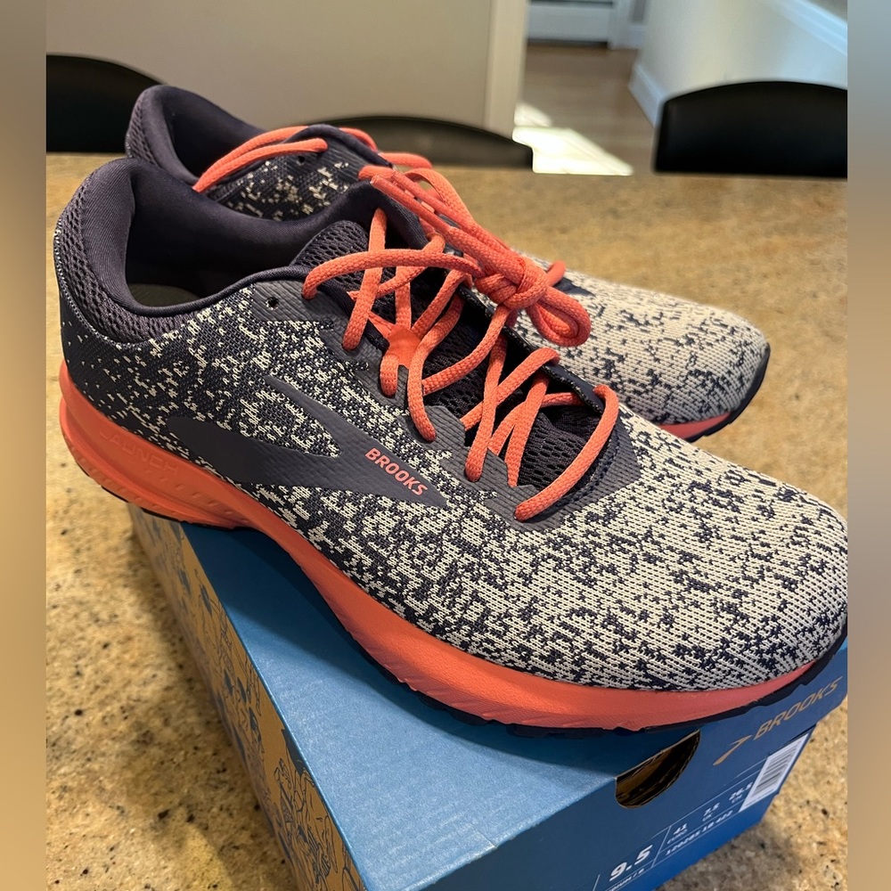 Brooks Launch 6